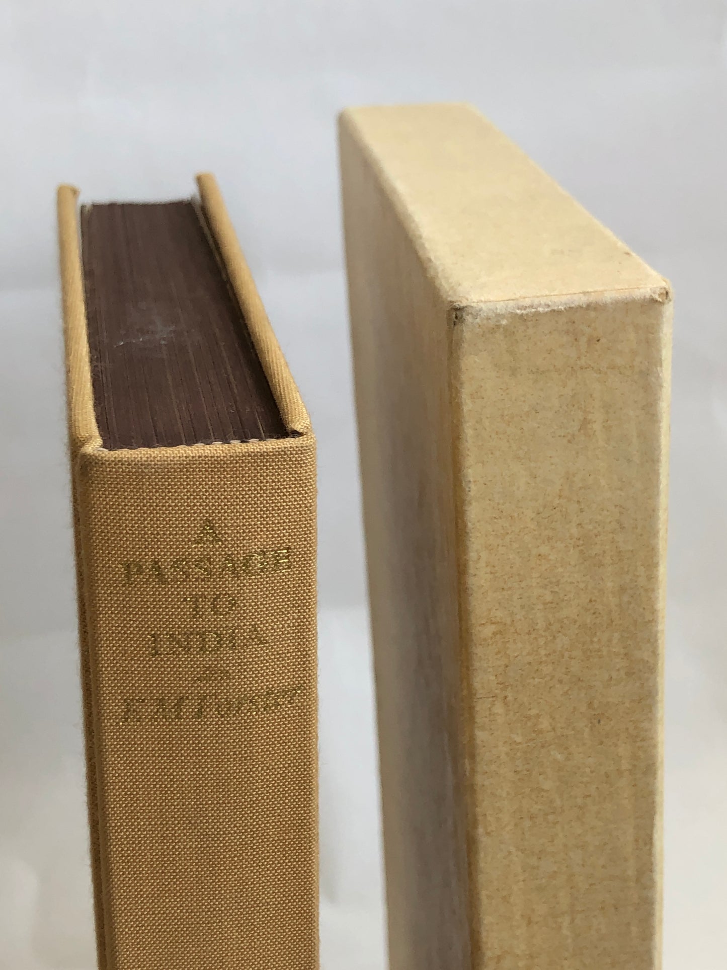 Folio Society A Passage to India E M Forster 1983 Illustrated Slipcased