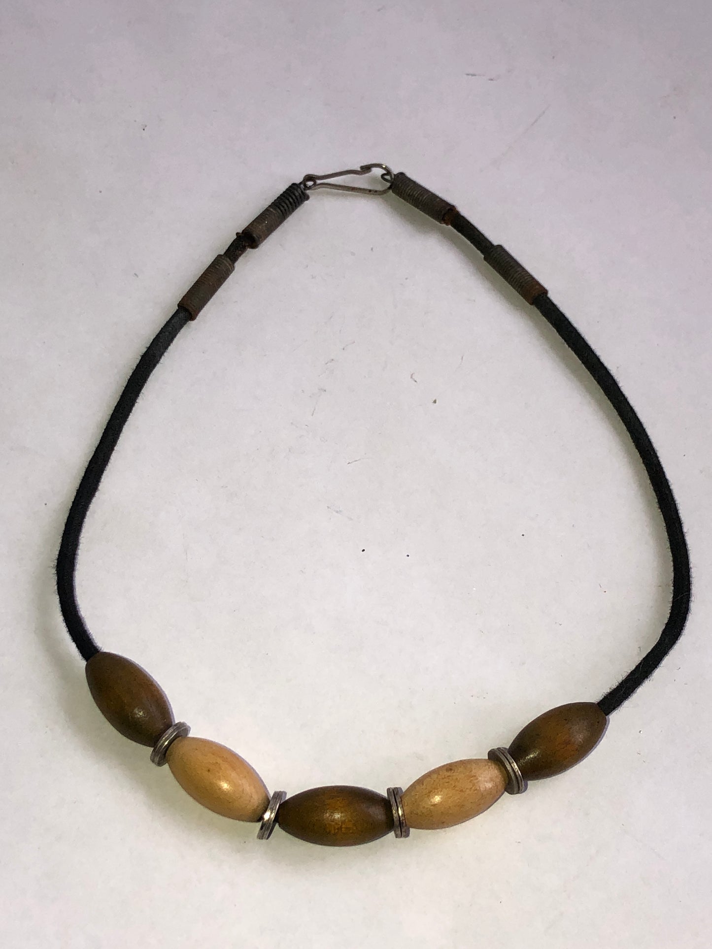 Vintage Minimalist Wood Bead Choker Necklace