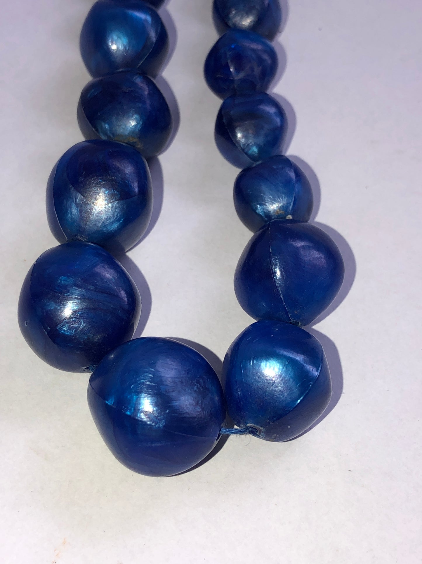 Vibrant Vintage Iridescent Blue Graduated Bead Necklace
