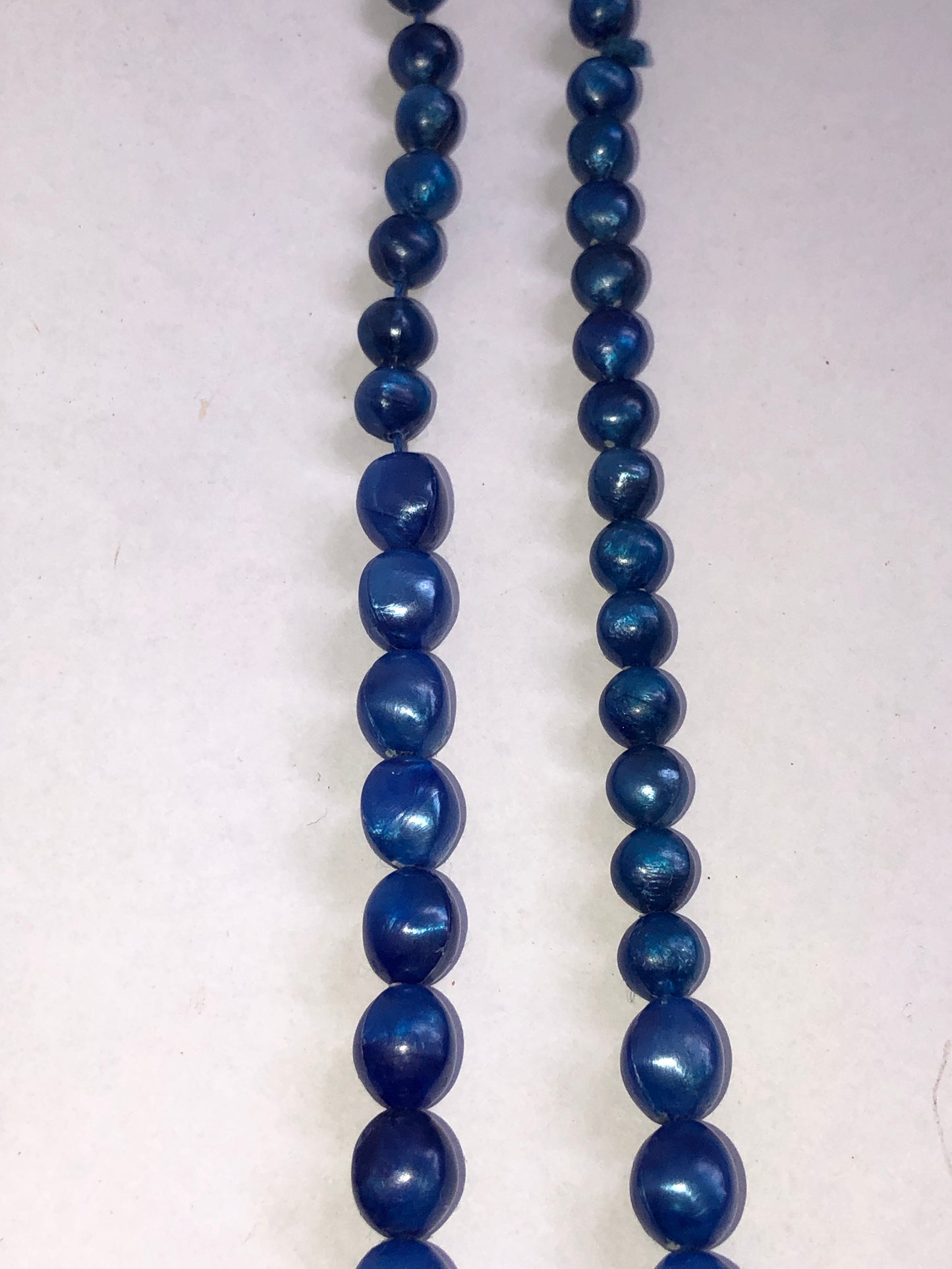 Vibrant Vintage Iridescent Blue Graduated Bead Necklace