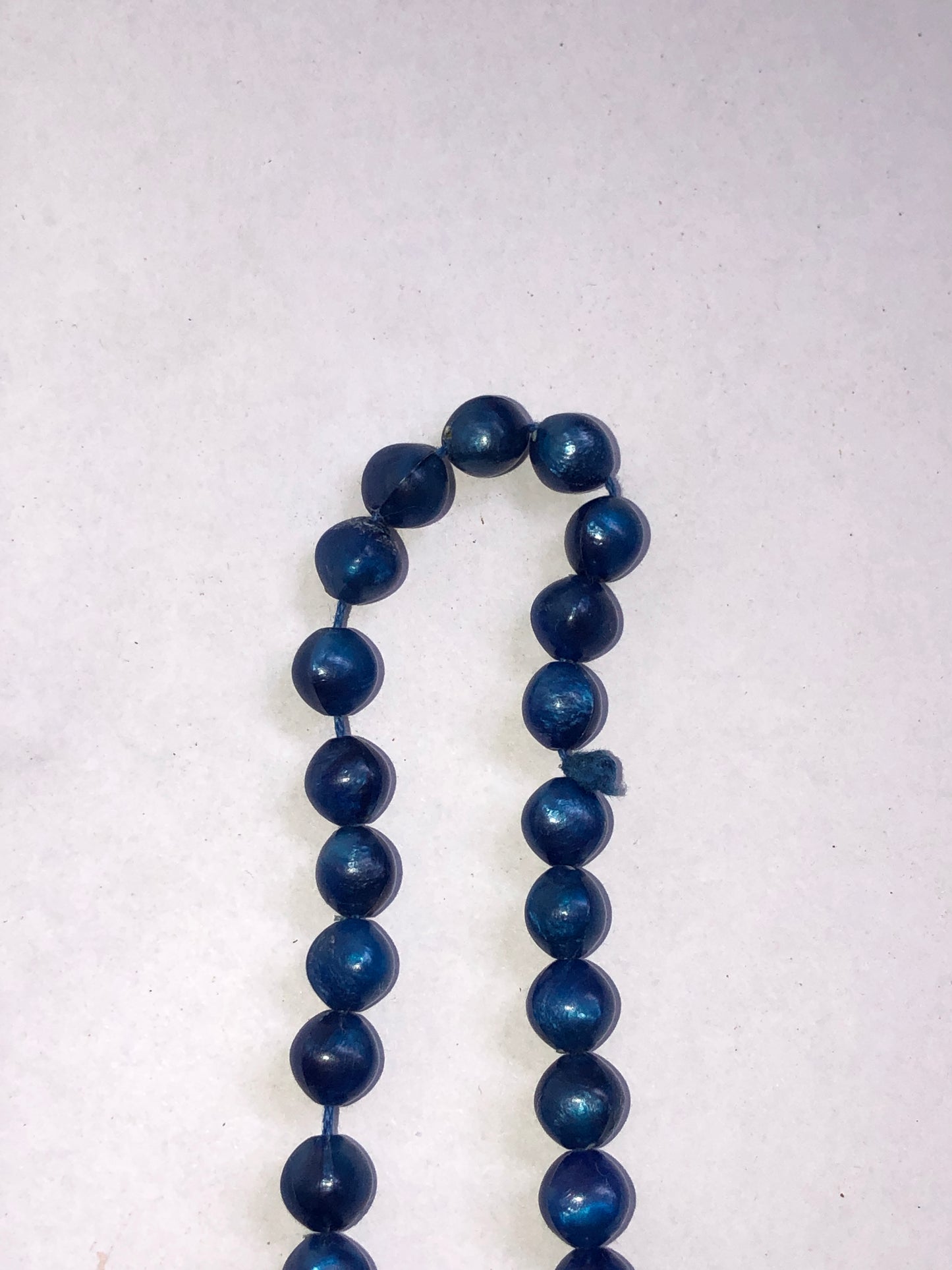 Vibrant Vintage Iridescent Blue Graduated Bead Necklace