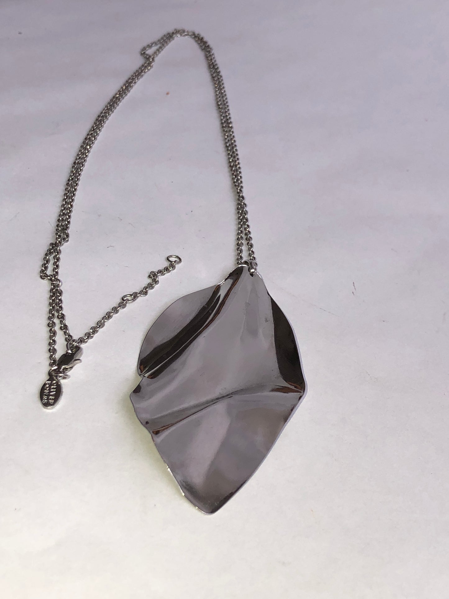 Oliver Bonas Silver-Tone Abstract Leaf Pendant Necklace