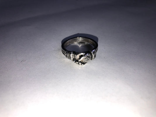 Vintage Sterling Silver Fede Puzzle Ring - Clasping Hands Design