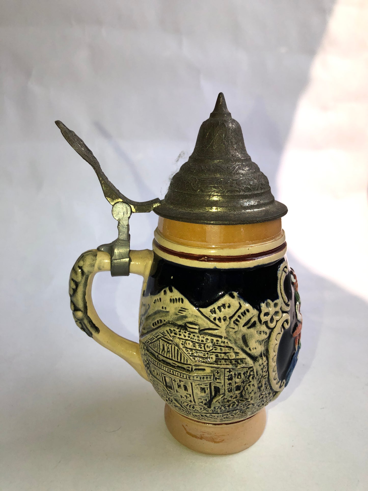 Vintage Original King 500 German Beer Stein DBGM Pewter Lid Tavern & Alpine Scene