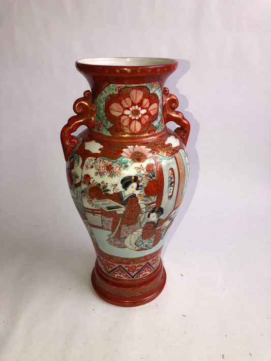 Vintage Japanese Imari / Satsuma Style Vase - Geisha & Peacock Scenes