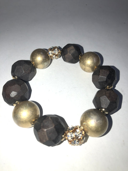 Stylish Chunky Stretch Bracelet with Faceted & Gold Tone Beads
