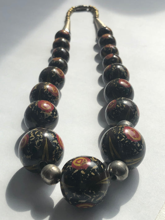 Vintage Hand-Painted Oval Bead Necklace